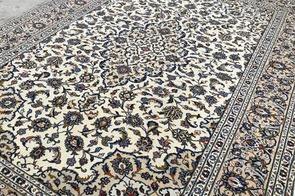Keshan - Beige (364x258 cm) - German Carpet Shop