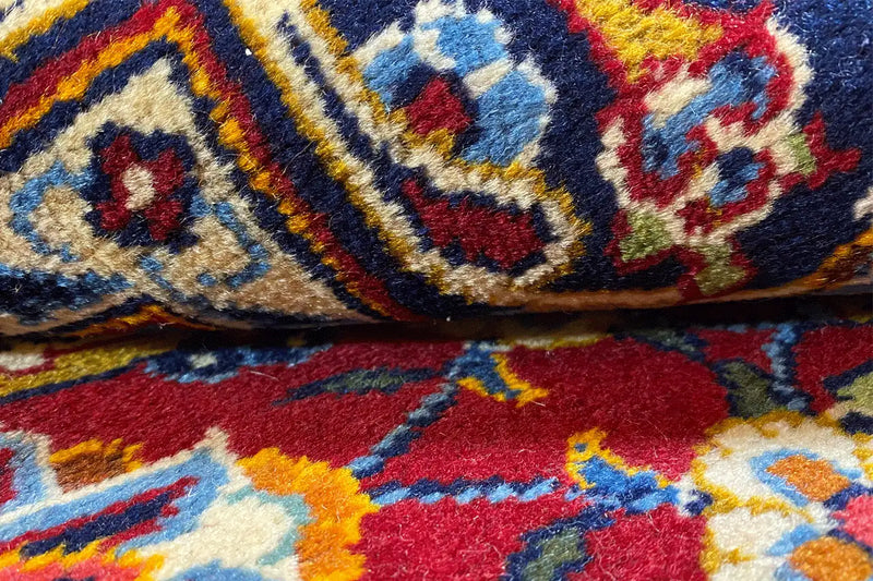 Keshan - Rot (312x206cm) - German Carpet Shop